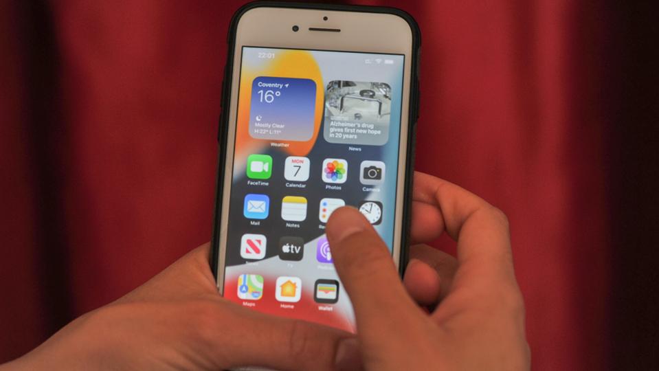 Apple Presents Its New Update iOS15 For IPhone