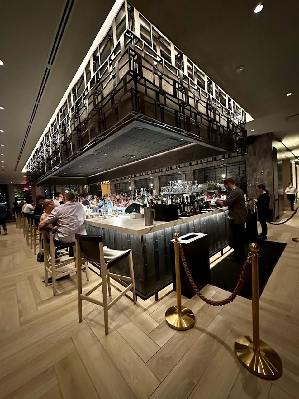 Huge in scope and ambition, Blu on Hudson has the view and the food to match. Huge in scope and ambition, Blu on Hudson has the view and the food to match.