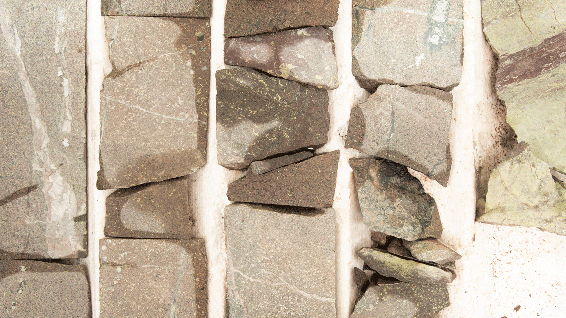 16x9-koloma stone sample-theo stroomer for Forbes