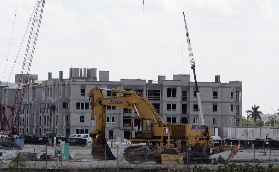New multi-family houses under constructi...