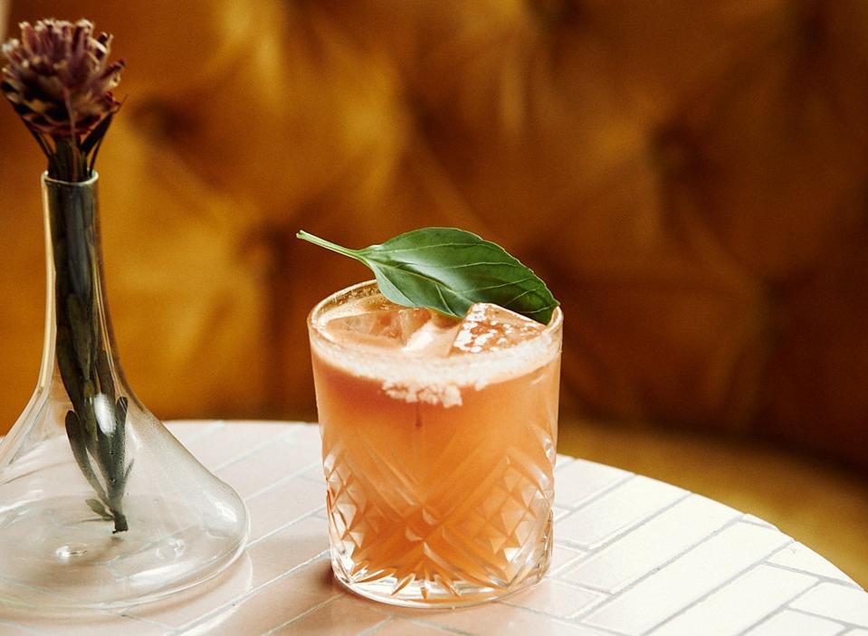 Terra Rossa Apotheke NoMad