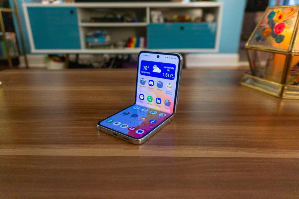 Samsung Galaxy Z Flip 5 Review - Forbes Vetted