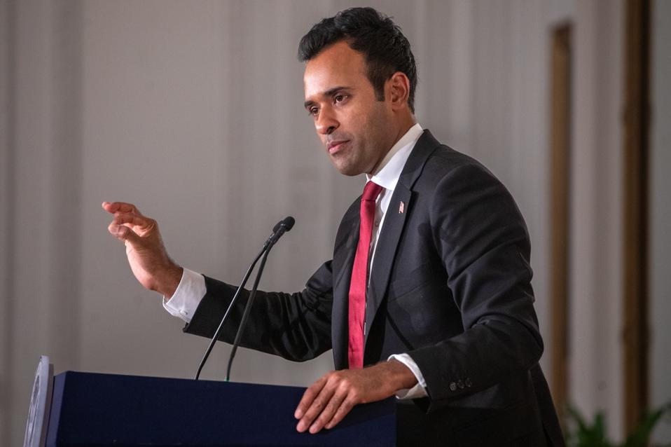 GOP presidential candidate Vivek Ramaswamy is speaking at the Nixon Library. While this SF tech guy is not going to be president, he is polling #3 in a number of polls, better than a former VP, a cpl former govs, etc.