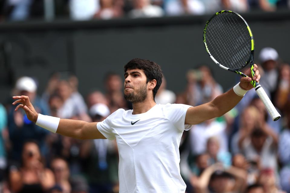 Carlos Alcaraz racket