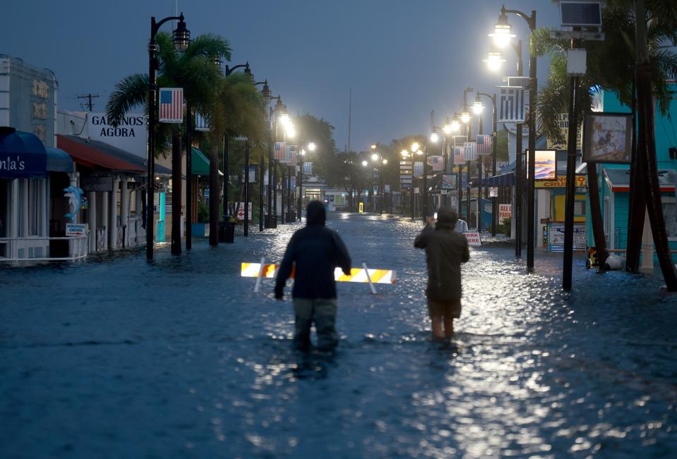 Hurricane Idalia Slams Into Florida's Gulf Coast