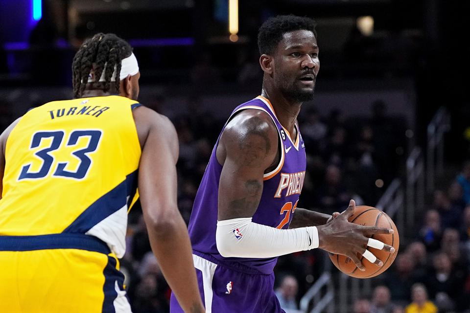 Phoenix Suns v Indiana Pacers