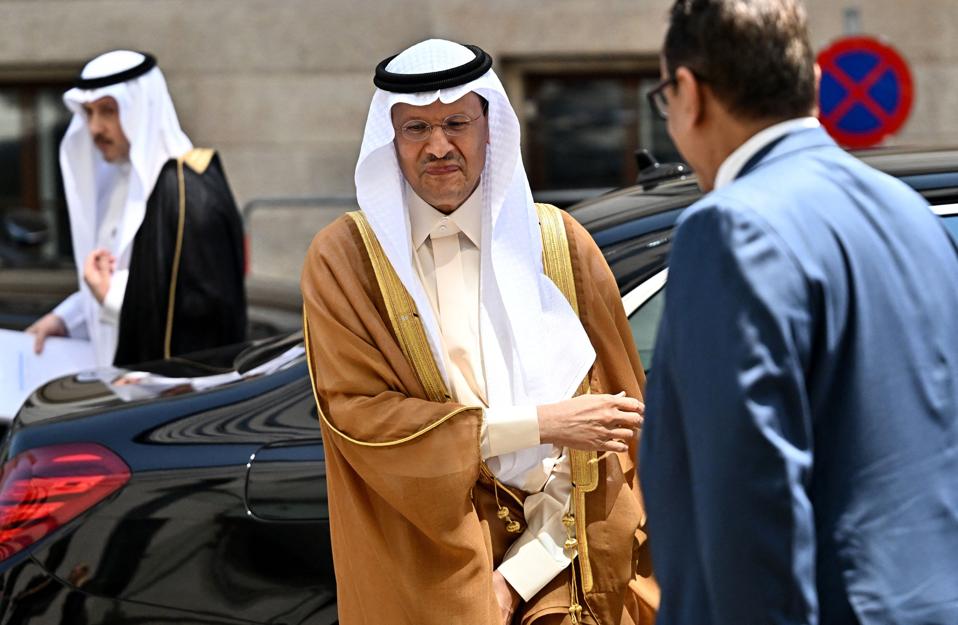 AUSTRIA-OPEC-ECONOMY-POLITCS-ENERGY-OIL