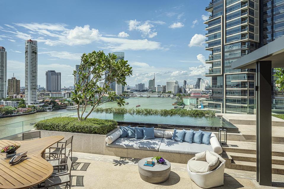 An Urban Sanctuary In The Heart Of Bangkok: Four Seasons Hotel