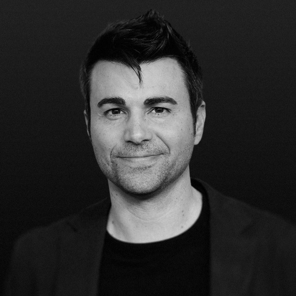 marc-rober-by-frazer-harrison-getty-images-removebg