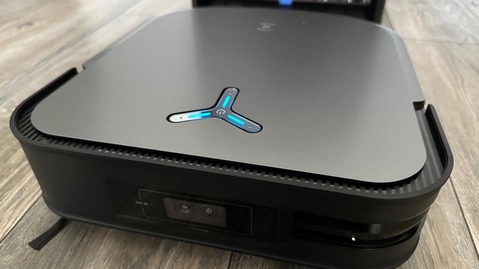 Ecovacs Deebot X2 Omni Is Making Square Bots Cool