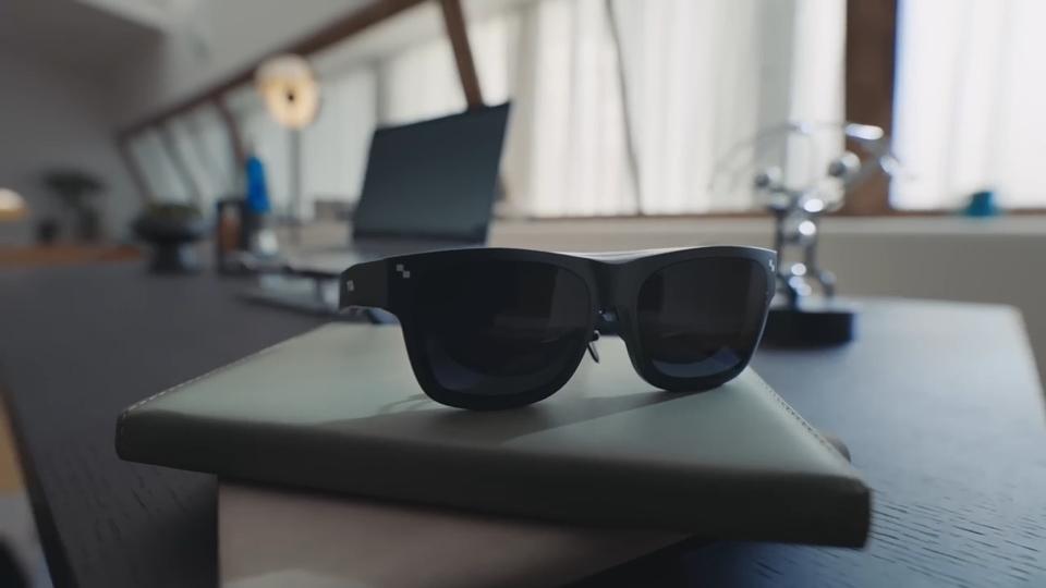 TCL's Nxtwear S, A New Take On AR Smartglasses