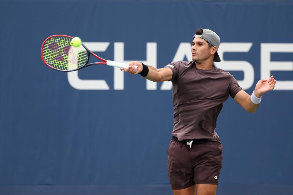Vuori Making Tennis Moves, Creating Sport-Specific Styles Vuori Making Tennis Moves, Creating Sport-Specific Styles