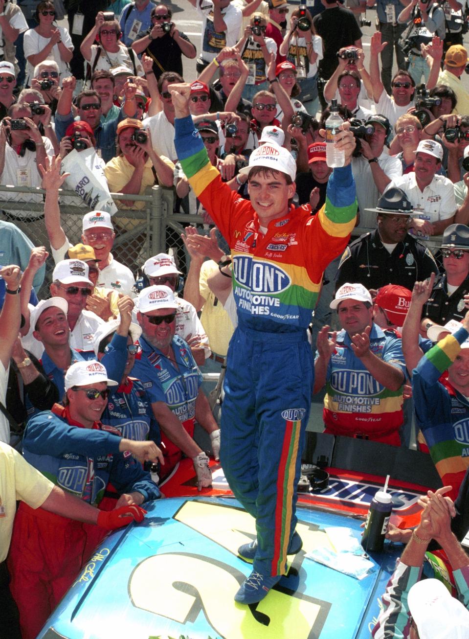 Jeff Gordon wins at the Brickyard 1994