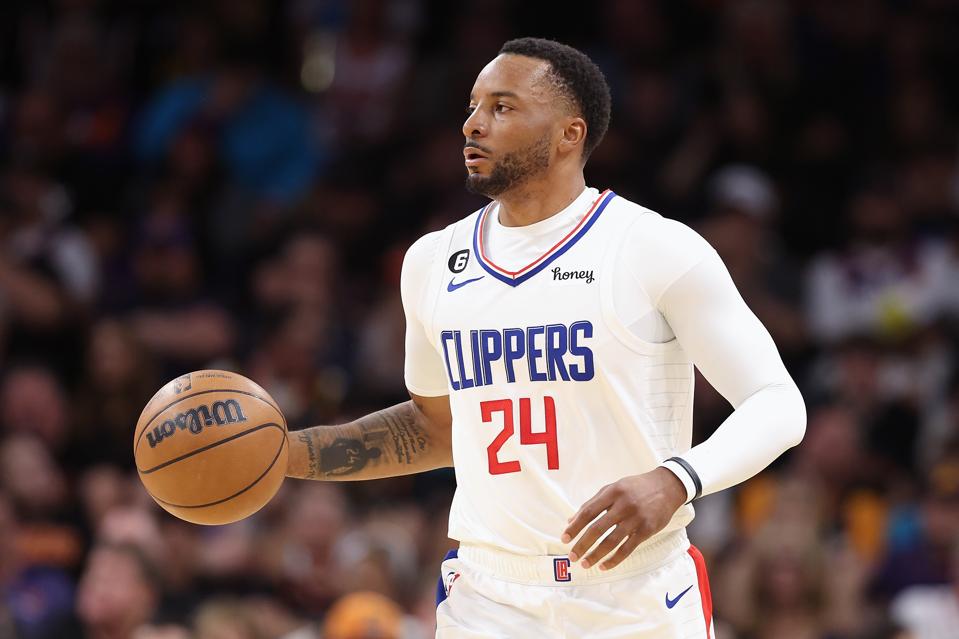 Los Angeles Clippers v Phoenix Suns - Game One