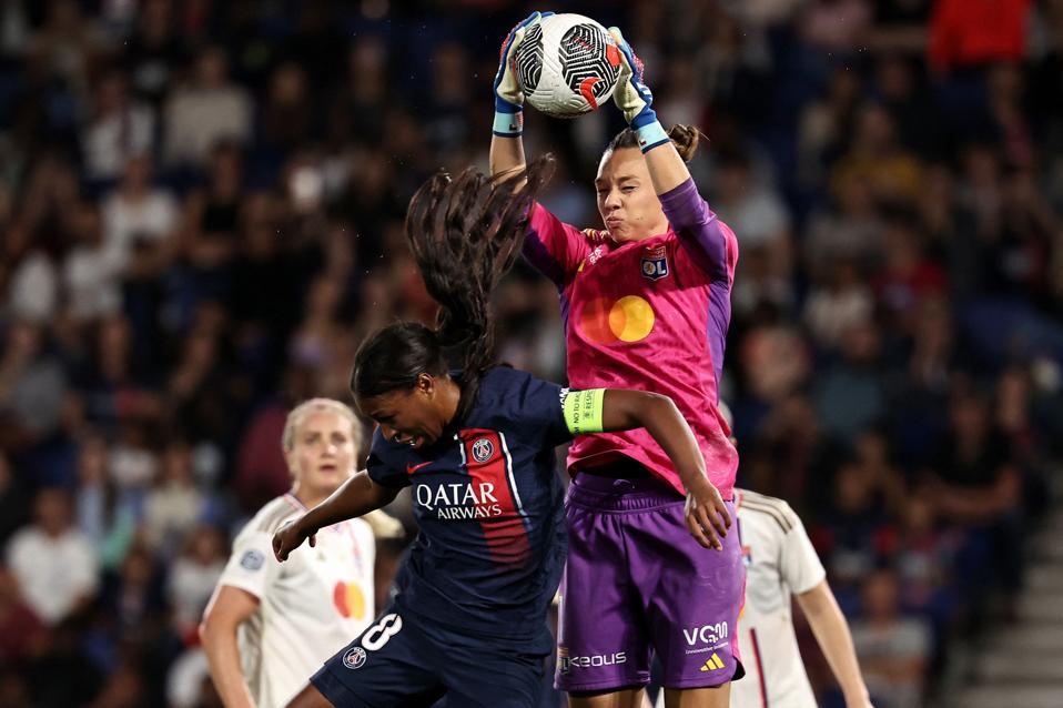 FBL-FRA-WOMEN-D1-PSG-LYON