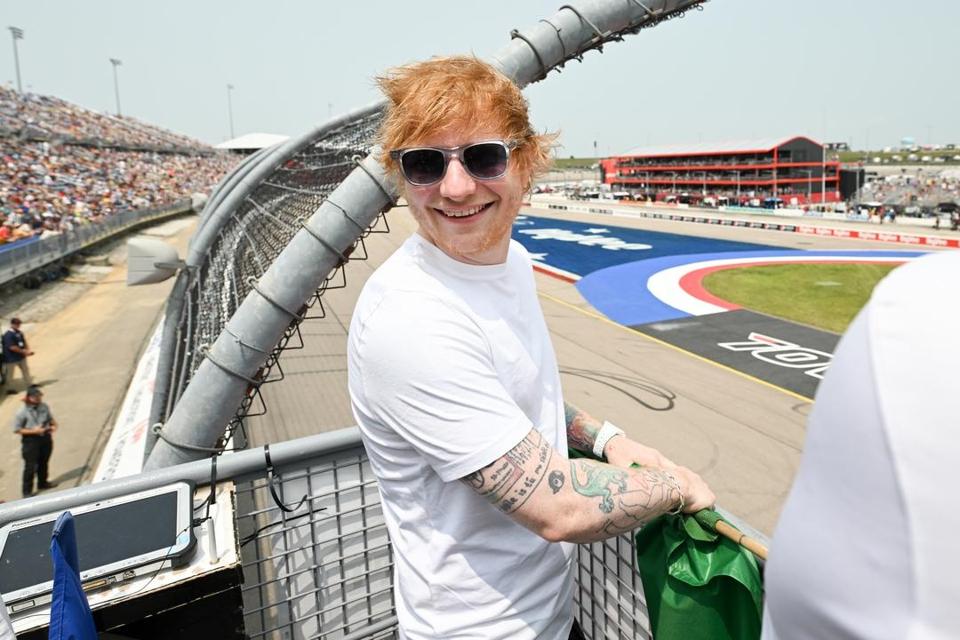 Ed%20Sheeran%20-%20Hy-Vee%20One%20Step%20250%20Presented%20by%20Gatorade%20-%20By_%20James%20Black_Ref%20Image%20Without%20Watermark_m88027