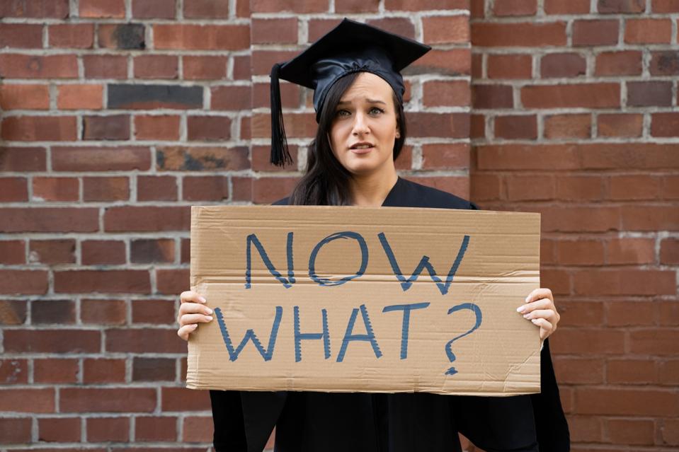 10 Ways Parents Can Help College Graduates Who Don’t Have Jobs