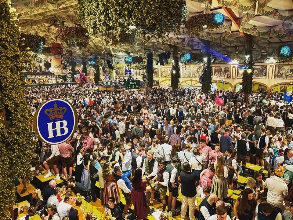 Hofbrau tent view