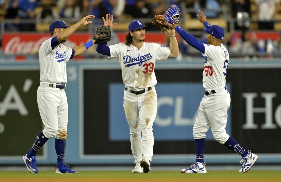 San Francisco Giants v Los Angeles Dodgers