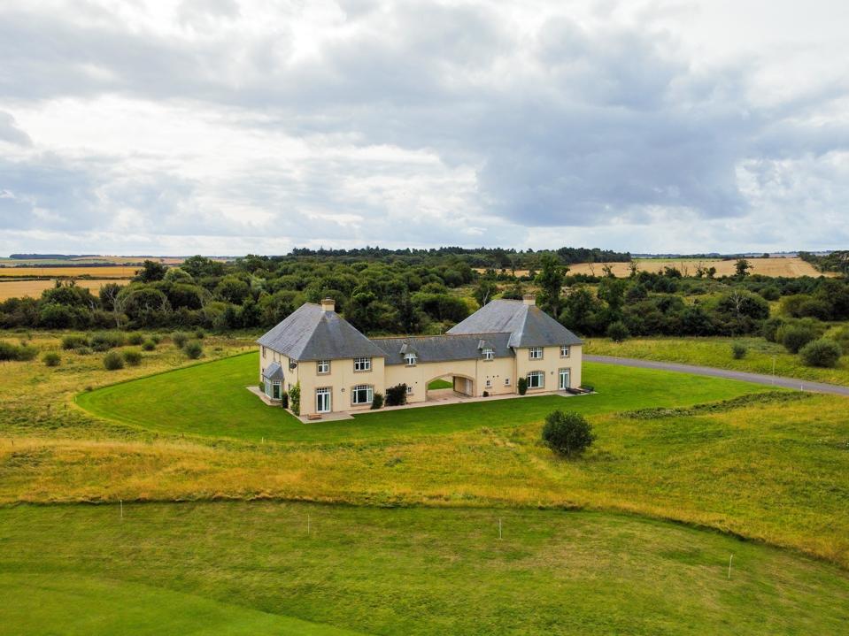 Manor Homes_aerial shot