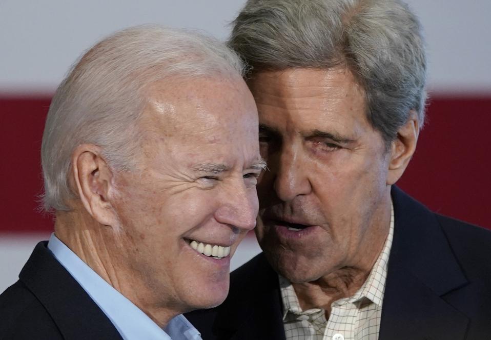 John Kerry Joins Democratic Presidential Candidate Joe Biden On The Campaign Trail In Iowa