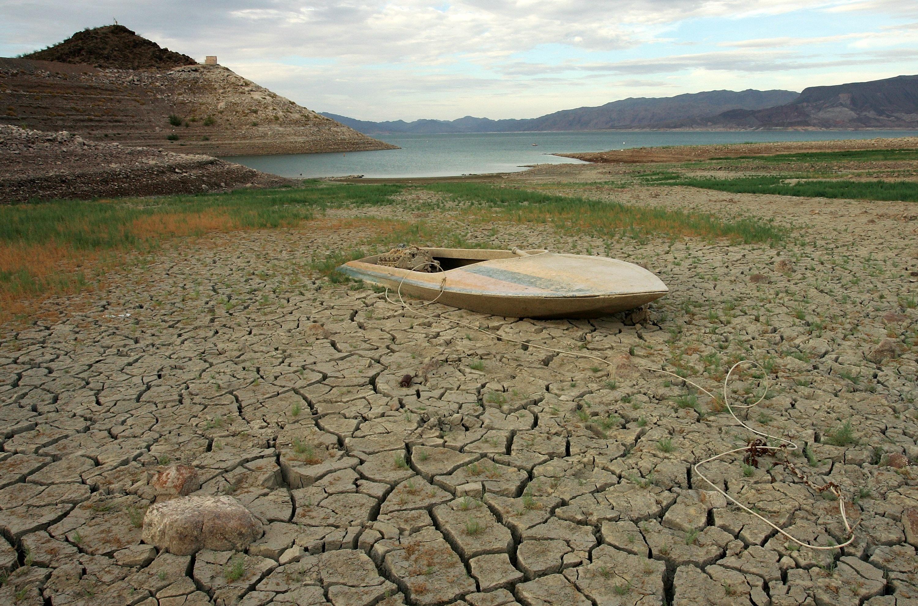 NV: Drought Drops Lake Mead Water Level To 40 Year Low