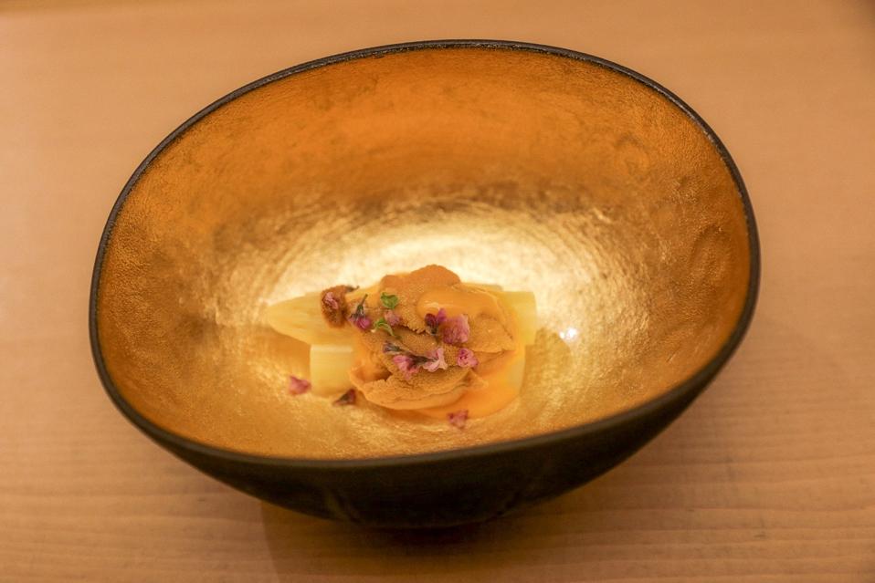 Hannah Wyatt-Sushi Noz