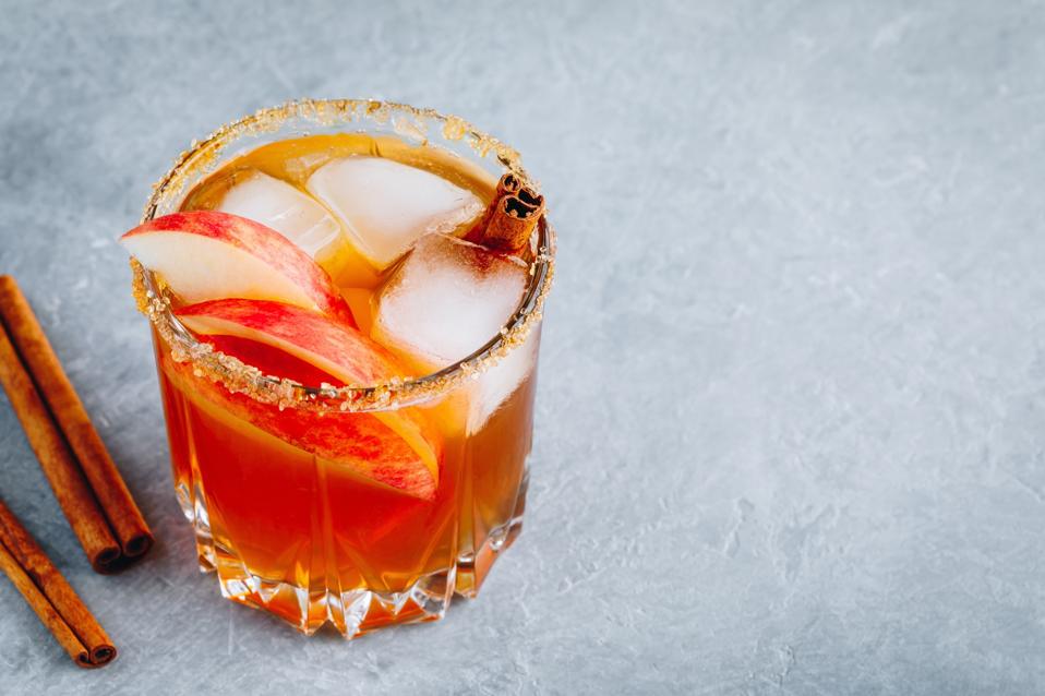 Apple cider moscow mule for Halloween or Thanksgiving in glass