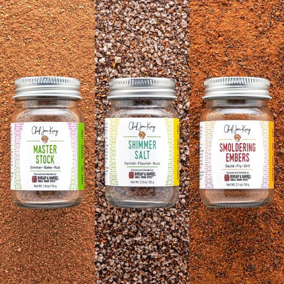 JonKungTrio_a4564c53-d839-4cf0-885c-ac5729e4b75f_720x