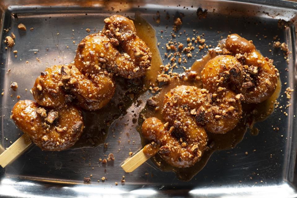 Zoe's Doughy Hawky Ribbon