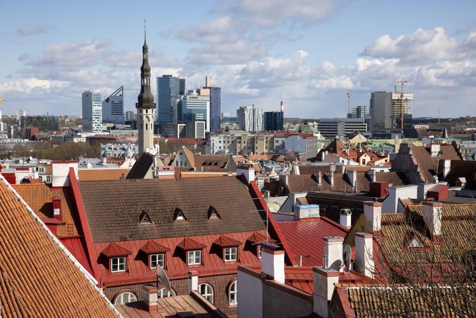 Estonian Economy as Central Bank Forecasts GDP Decline