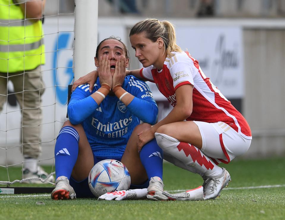 Paris FC v Arsenal Women: UEFA Champions League Group 3 Round Match 2