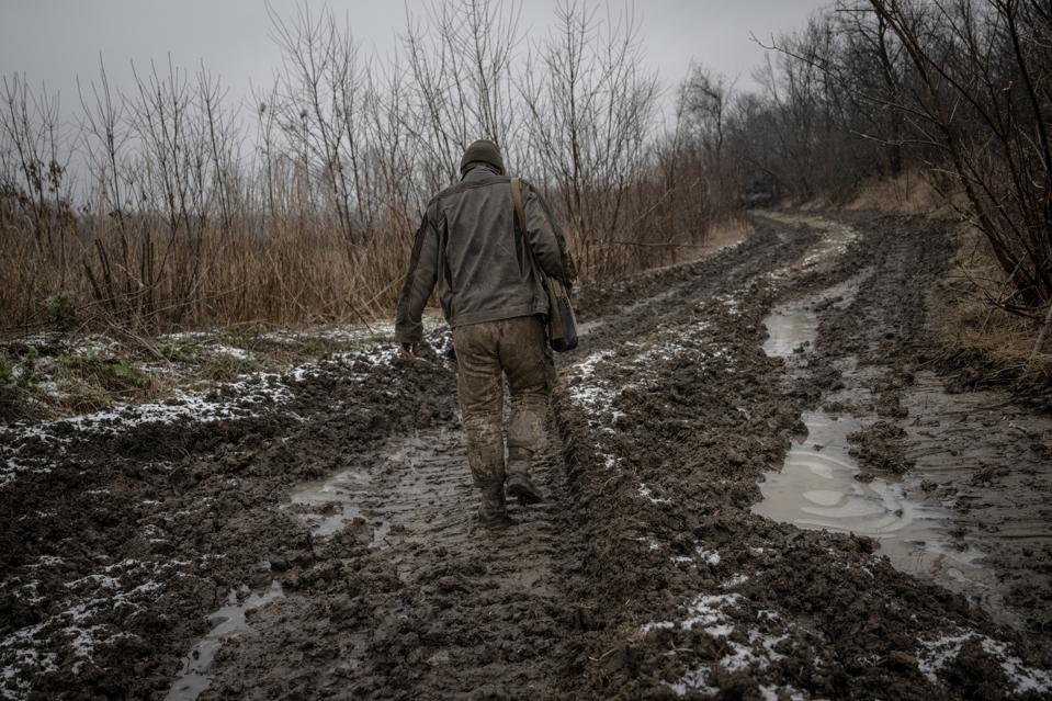 Ukrainian tank units in eastern city of Avdiivka