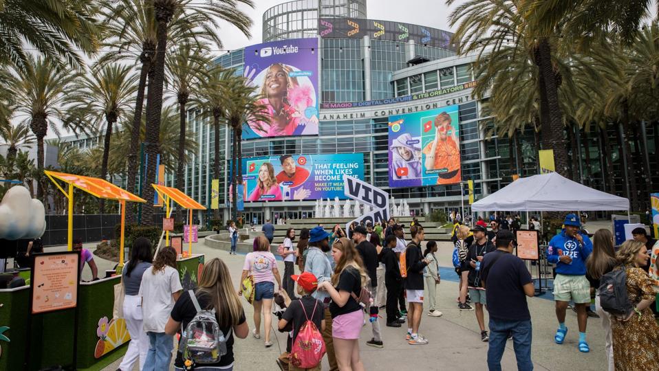 VidCon Returning To Anaheim, Michelle Khare Among Featured Creators