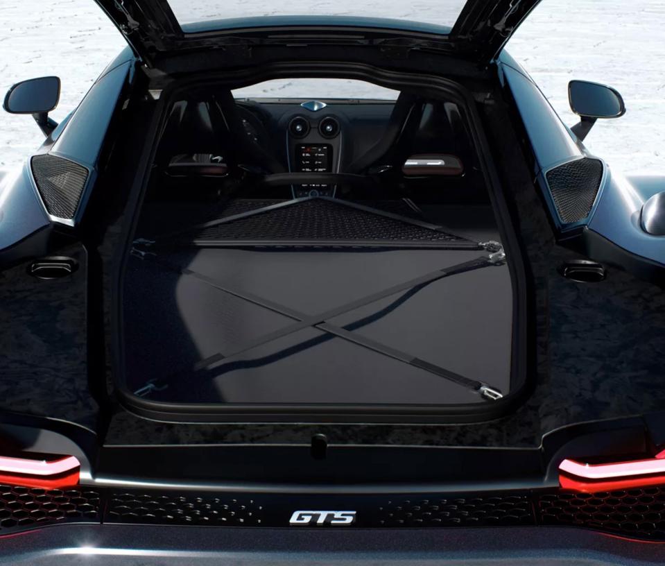 2024 McLaren GTS supercar