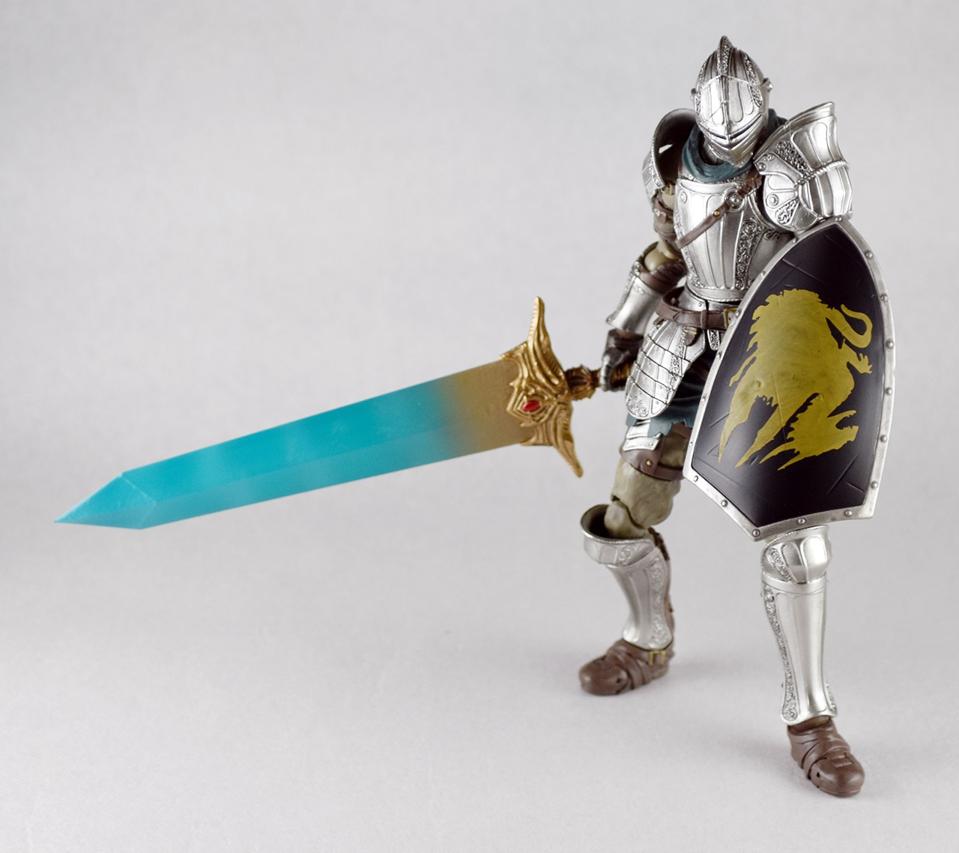 Figma Fluted Armor Toy Review: The Definitive 'Demon's Souls