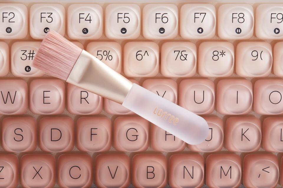 Lofree Launches Two New Keyboards With A Difference