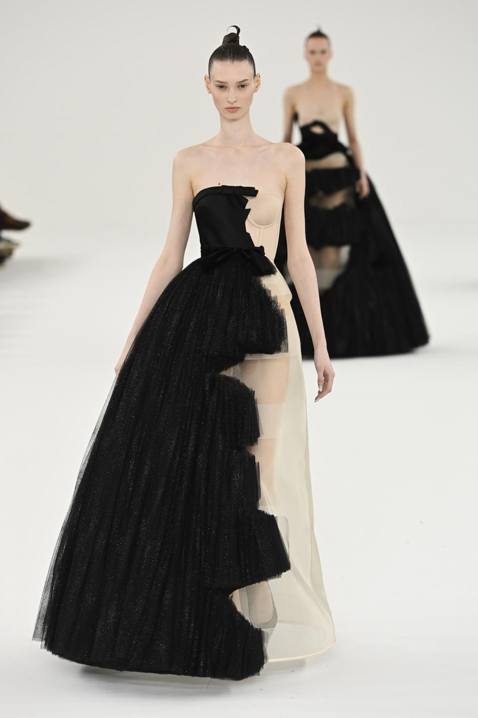 Viktor&Rolf Channel 'Edward Scissorhands' At Paris Fashion Week