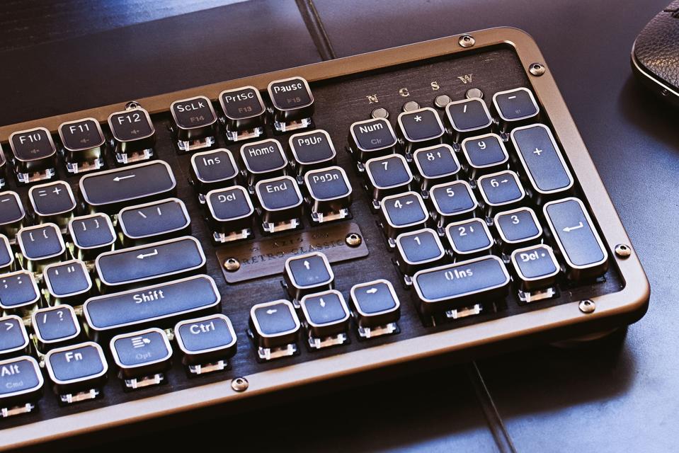 AZIO's New Retro Classic Prestige Keyboard Is Pure Steampunk Style