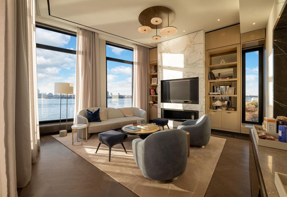 Hotely Penthouse Manhattan Address Forbes preview