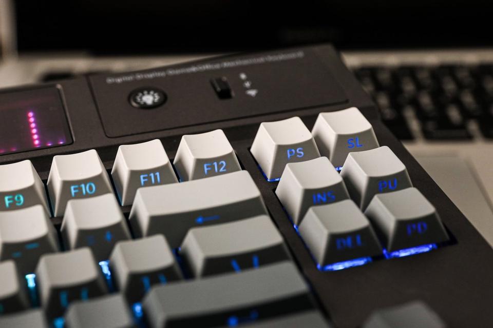 完売品★半額★黒★EPOMAKER DYNATAB 75X メカニカルキーボード Amazon.com: EPOMAKER DynaTab 75X Wireless Gaming Keyboard with