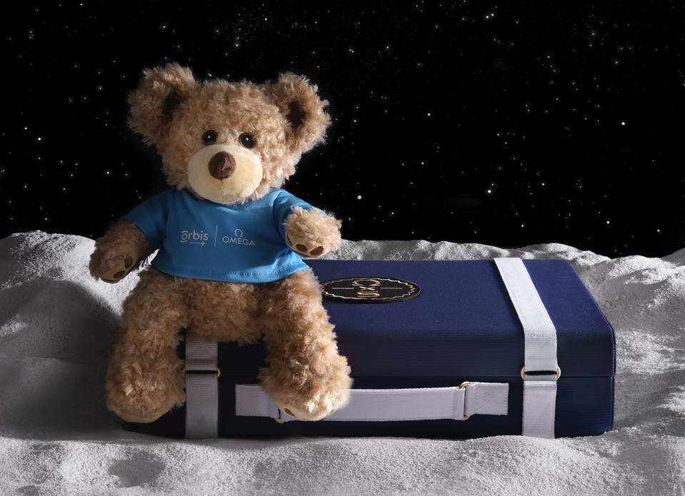 All auction proceeds will be given to Orbis, which fights blindness and vision loss