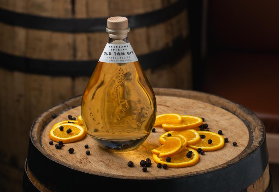 Freeland Old Tom Gin with botanicals