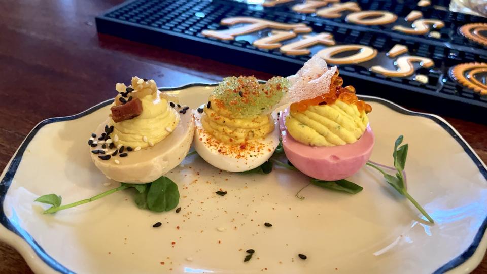 gravalese_heritagetavern-eggs