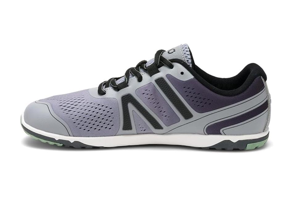 lightest running shoes for flat feet