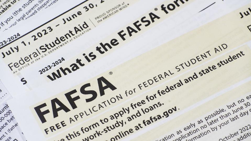 12 States Now Require FAFSA For High School Graduation What To Know