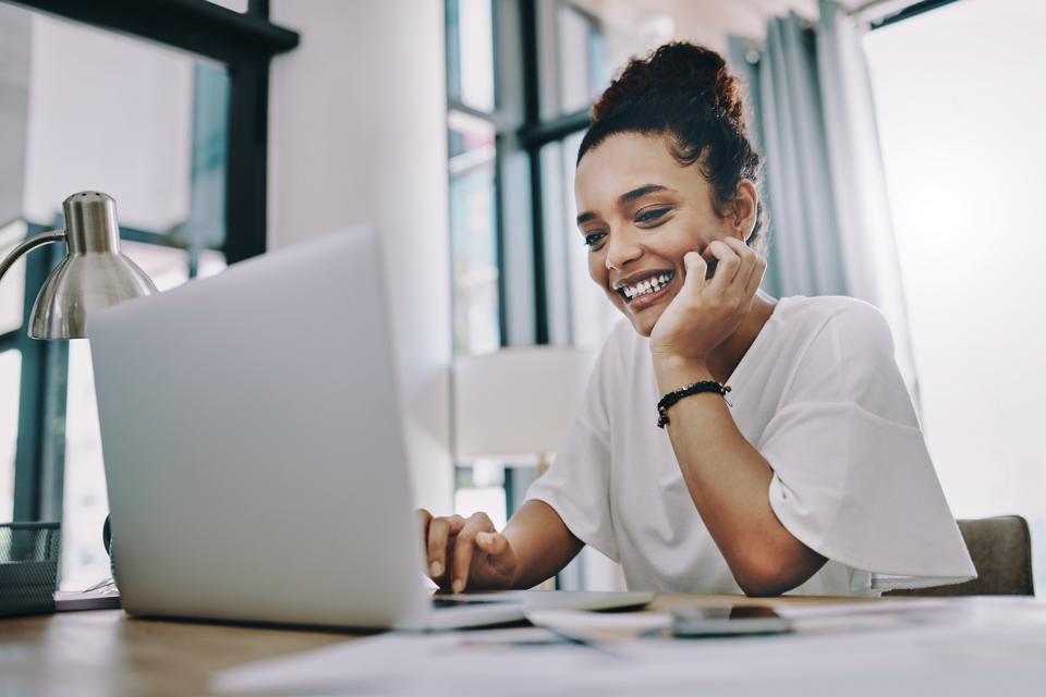 5 ChatGPT prompts to write authoritative content (dominate your niche)