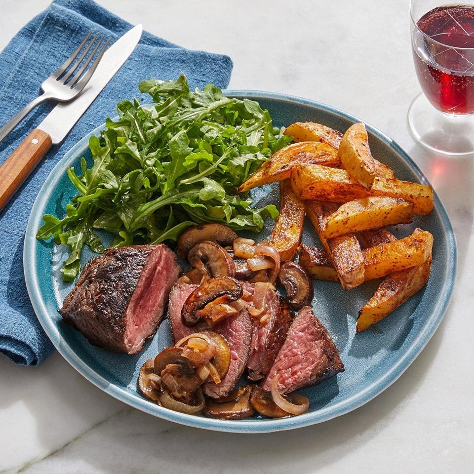 0506_2PM_Steaks-Mushroom-Pan-Sauce_290_SQ_Web