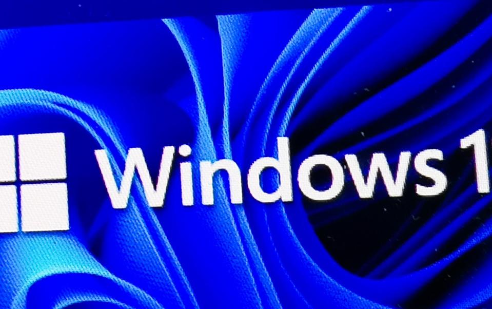 Windows 11 splash screen