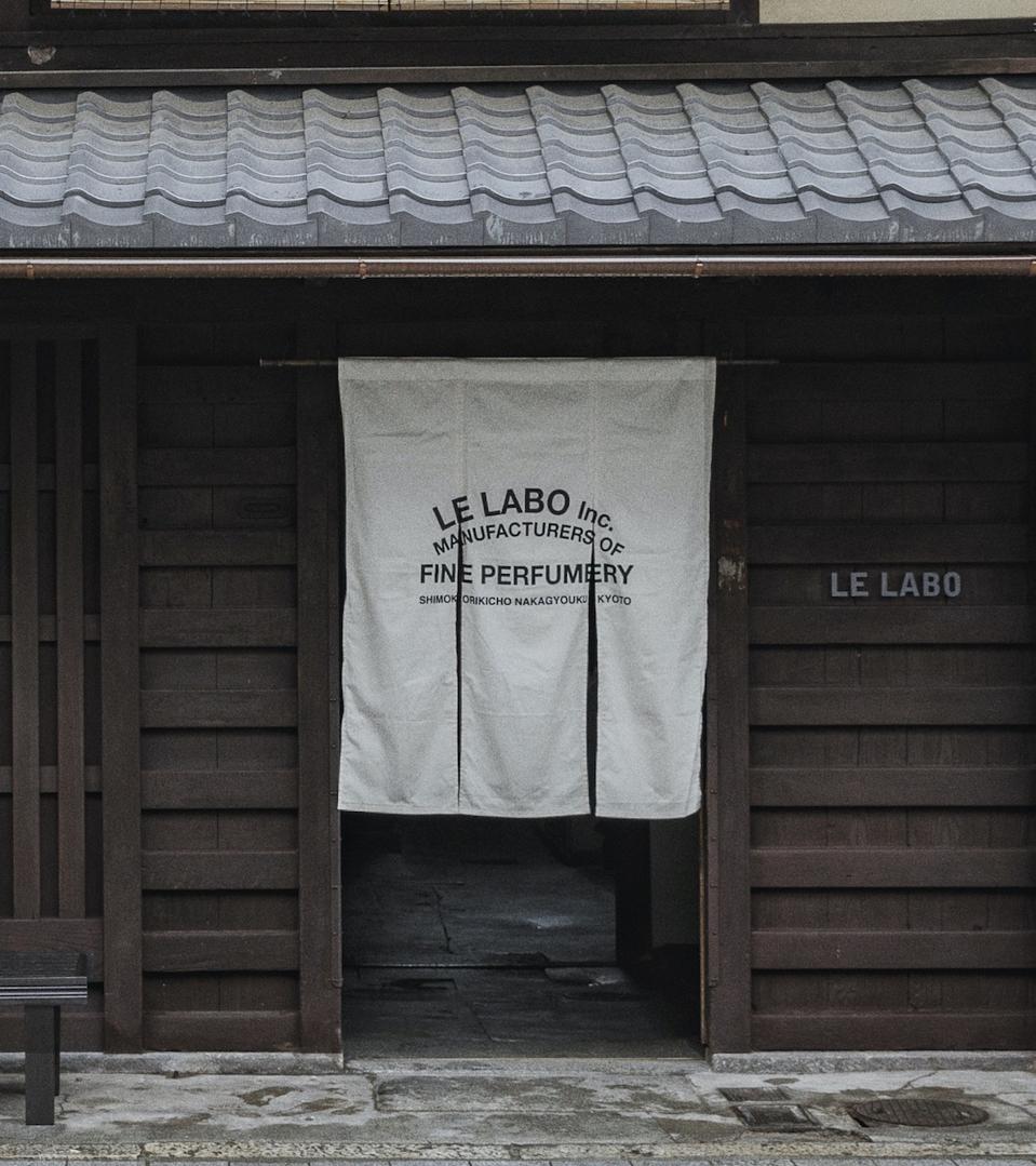 Le Labo Background Le Labo Opens Its Flagship Laboratory In Kyoto, Japan